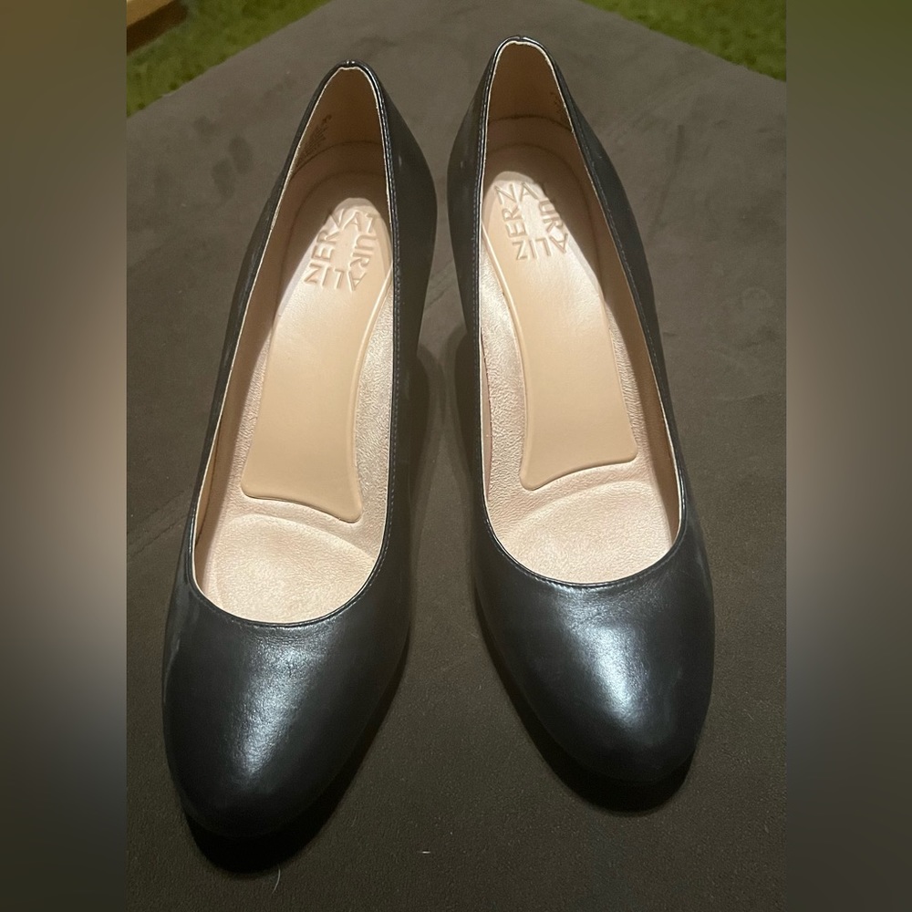 Black Leather Naturalizer Michelle Heels